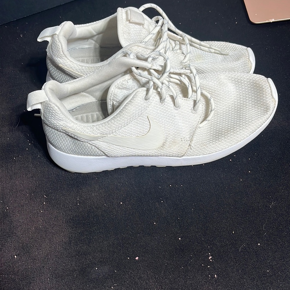 Nike size 7.5